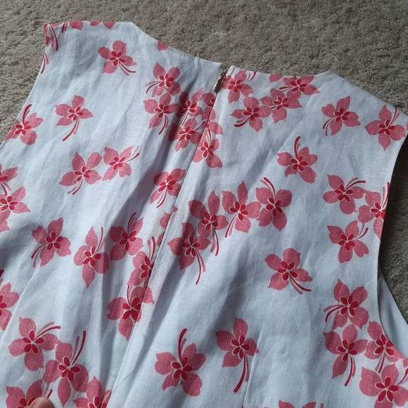 Linen Ruffles Dress - Picture 4 of 6